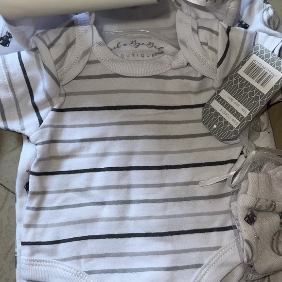 Newborn gift set - Picture 2 of 3